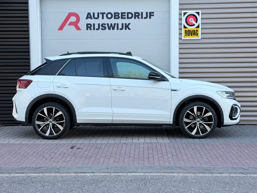 Volkswagen T-Roc 1.5 TSI 3xR-Line Pano/IQ.Light/Keyless/Came uit 2022, foto 5