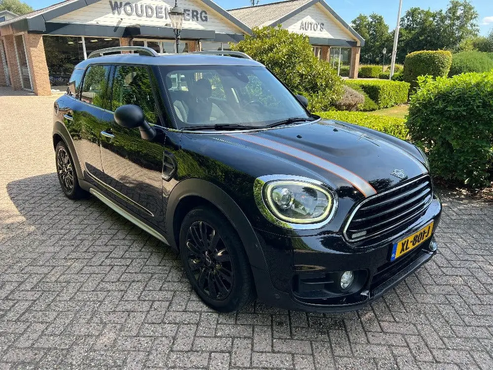 Mini Countryman Countryman 1.5 102pk 2019 Zwart uit 2019