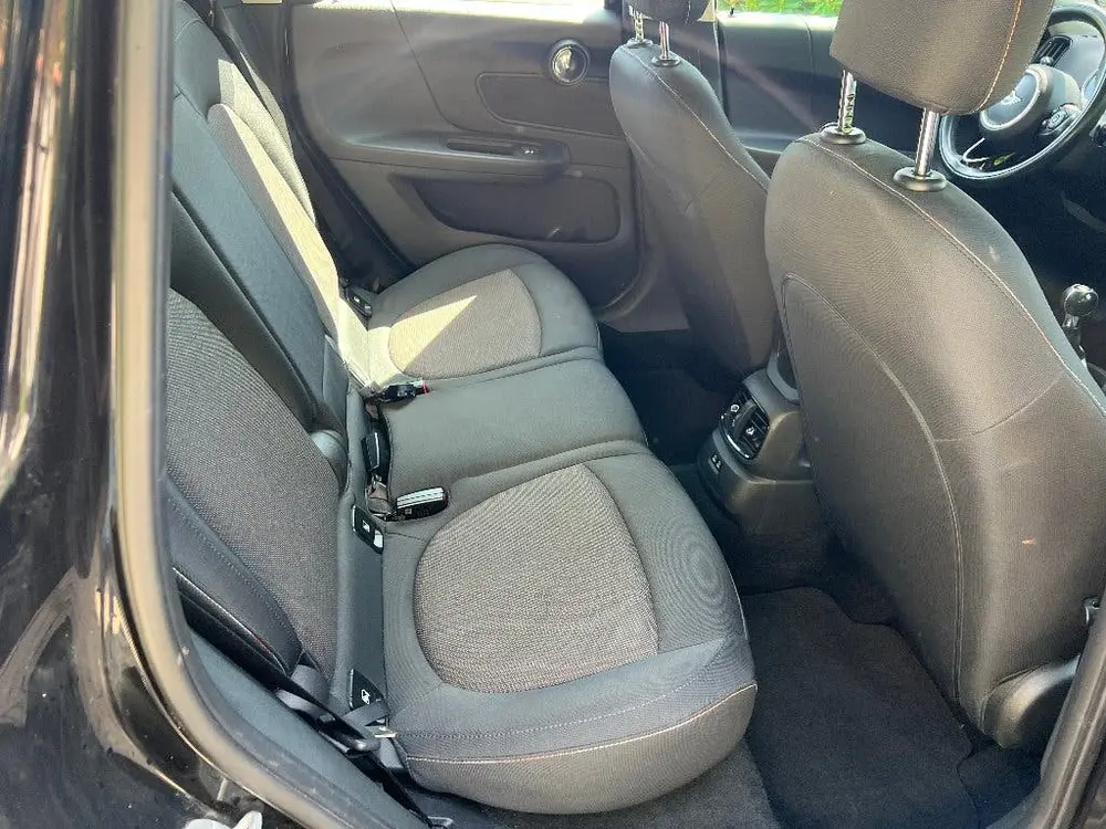 Mini Countryman Countryman 1.5 102pk 2019 Zwart uit 2019, foto 11