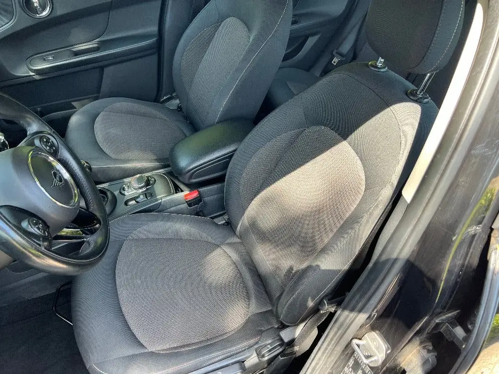 Mini Countryman Countryman 1.5 102pk 2019 Zwart uit 2019, foto 4