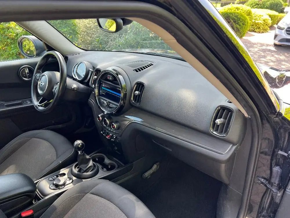 Mini Countryman Countryman 1.5 102pk 2019 Zwart uit 2019, foto 5