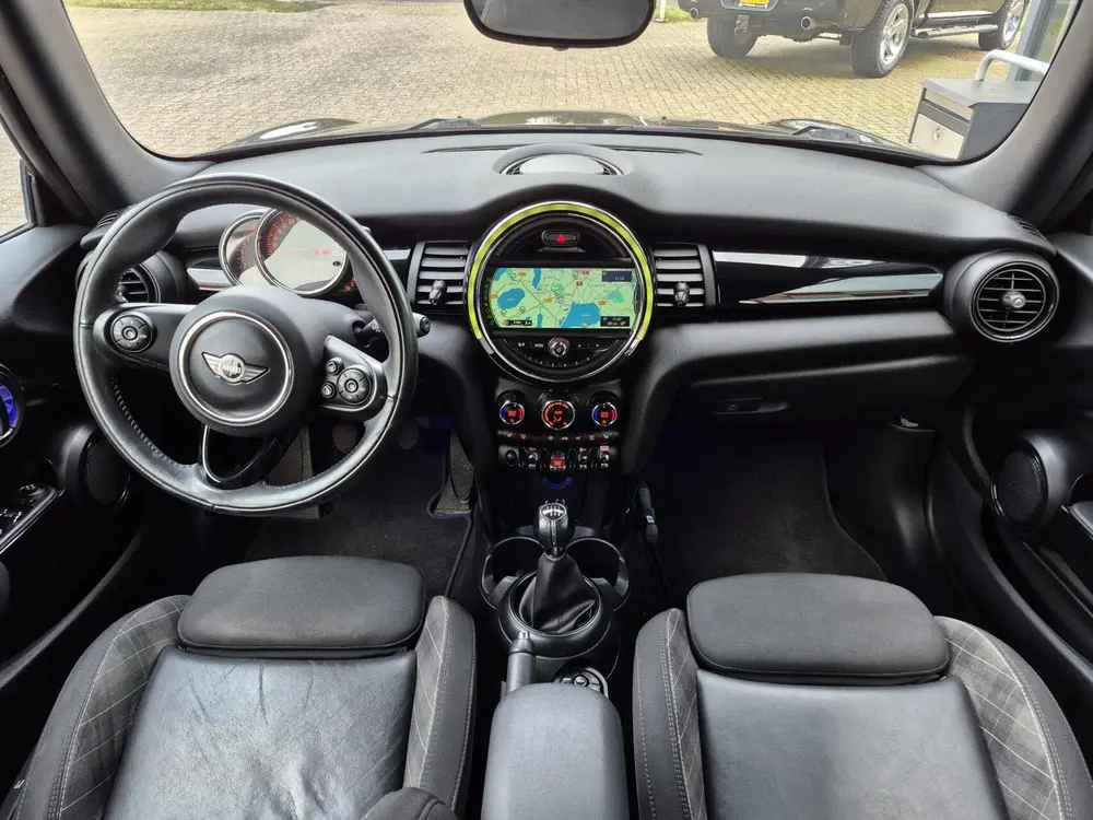 Mini Cabrio 1.5 Cooper Chili uit 2019, foto 17
