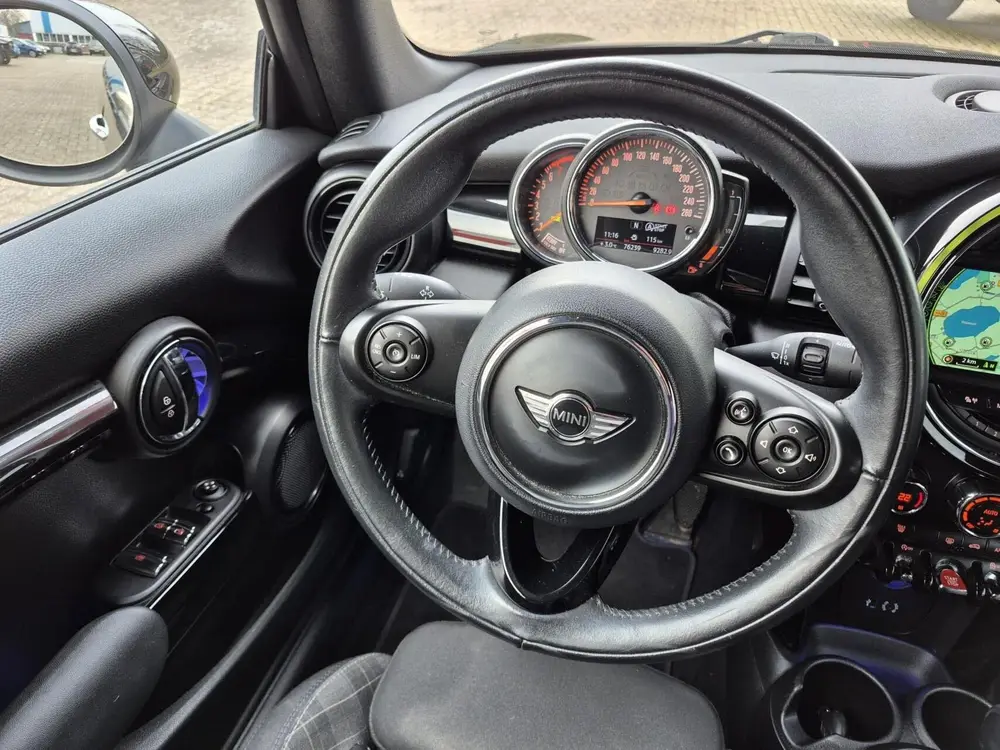 Mini Cabrio 1.5 Cooper Chili uit 2019, foto 20