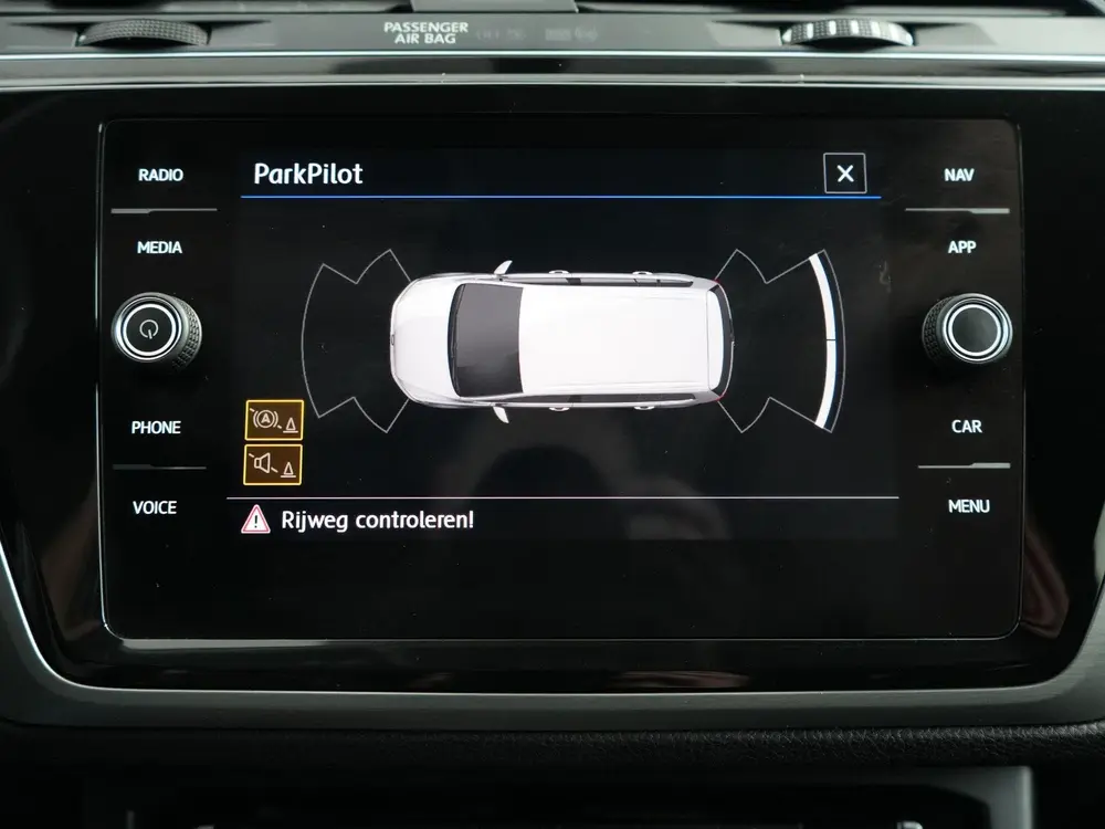 Volkswagen Touran 1.5 TSI Highline Business R 7p | Led | ACC uit 2019, foto 18