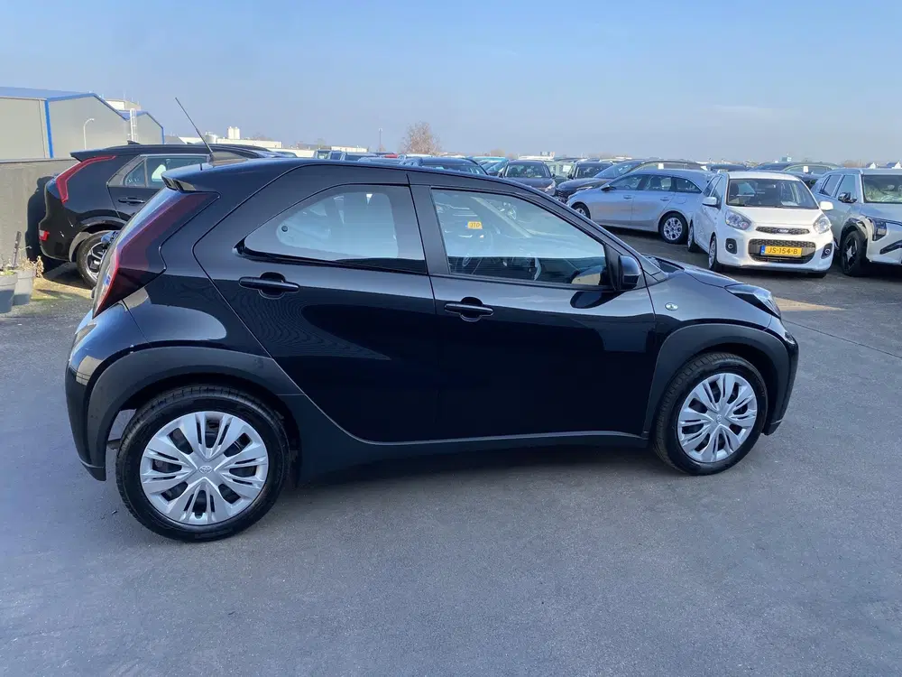 Toyota Aygo X 1.0 VVT-i MT Play Nette Nederlandse auto uit 2024, foto 15