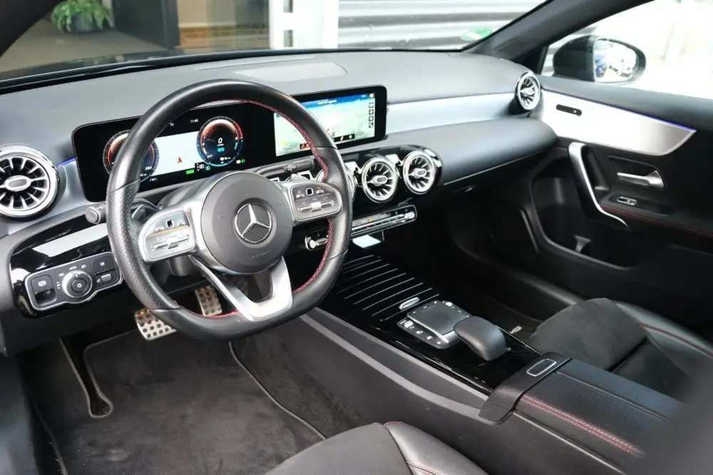 Mercedes-Benz A-Klasse 250 e Business Solution AMG Navi Crui uit 2020, foto 3