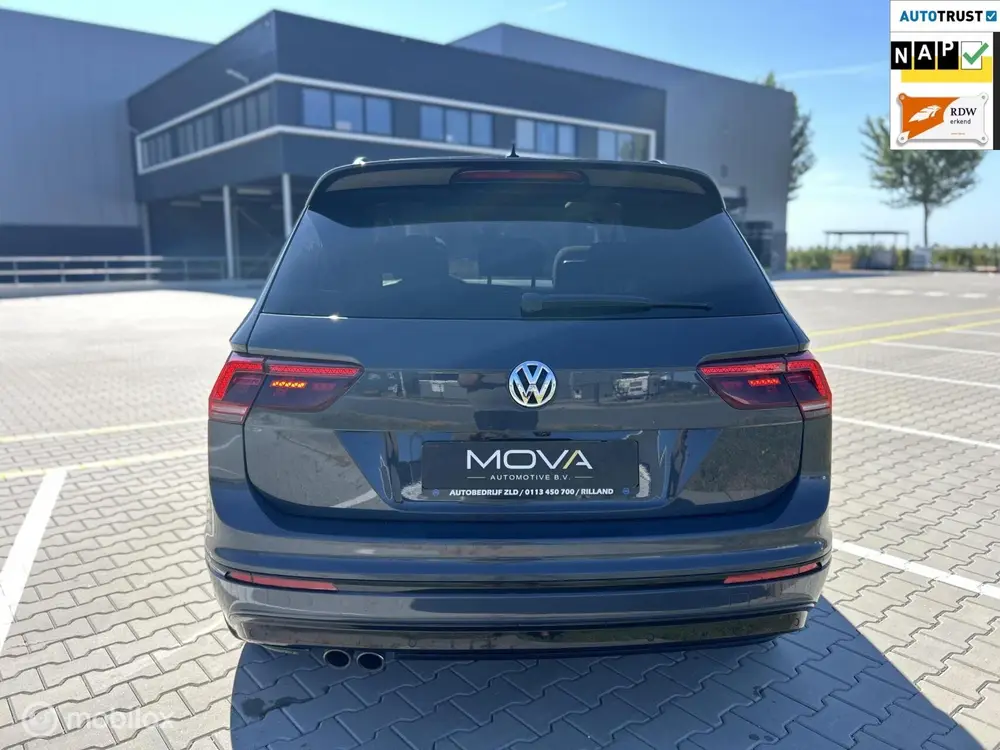 Volkswagen Tiguan 2.0 TDI 4Motion R-Line|CARPLAY|PANO|DSG| uit 2019, foto 4