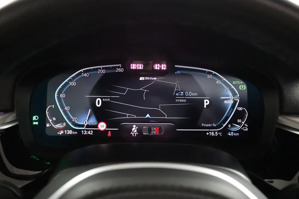 BMW 5-serie 520e Business Edition Plus uit 2021, foto 10