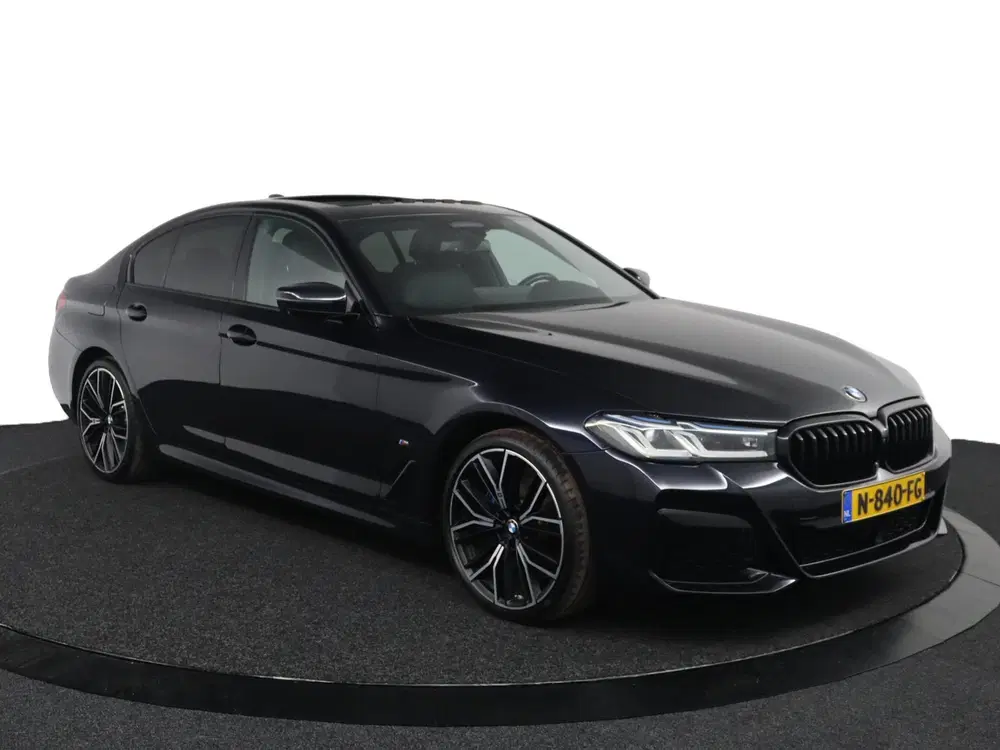 BMW 5-serie 520e Business Edition Plus uit 2021, foto 3