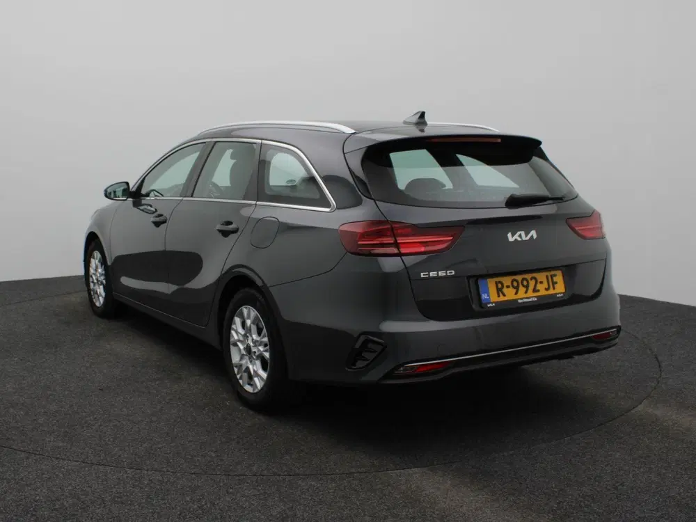 Kia Ceed 1.0 T-GDi DynamicLine Camera uit 2022, foto 4