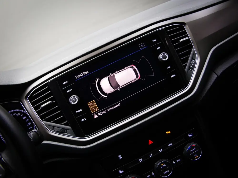 Volkswagen T-Roc 1.0 TSI Style (APPLE CARPLAY / ANDROID AUTO uit 2019, foto 19