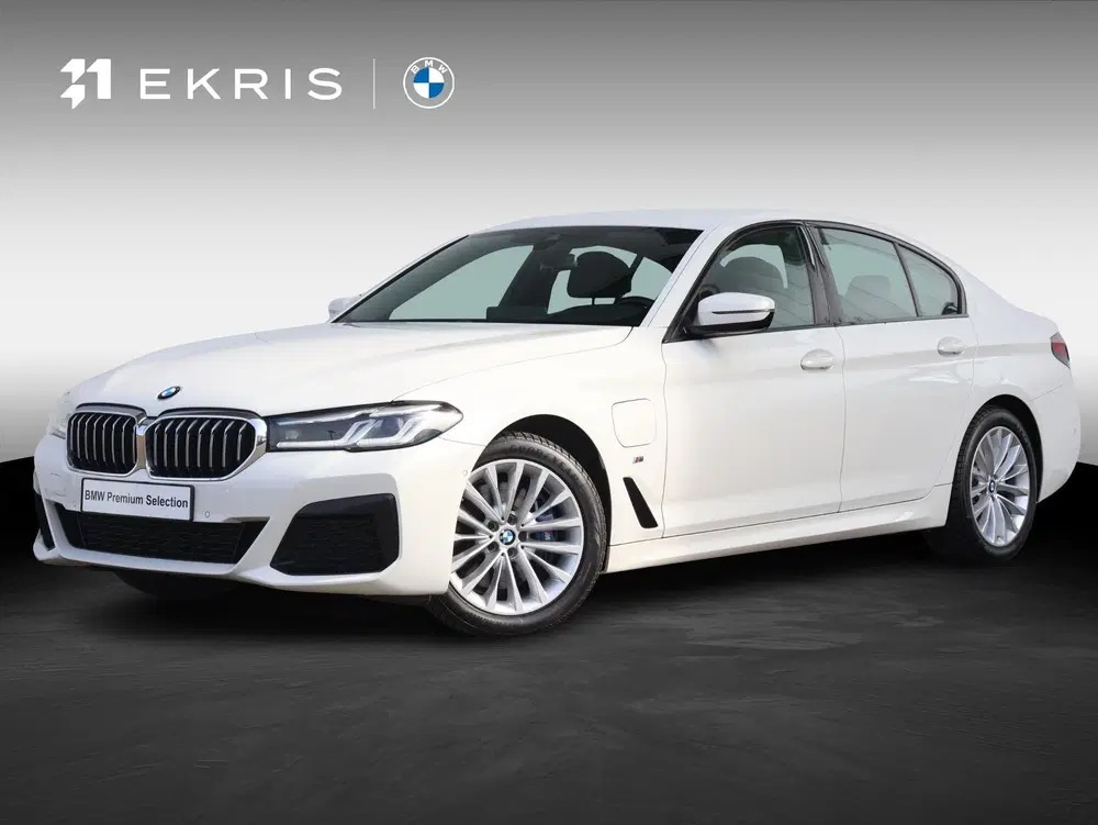 BMW 5-serie 530e High Executive uit 2021