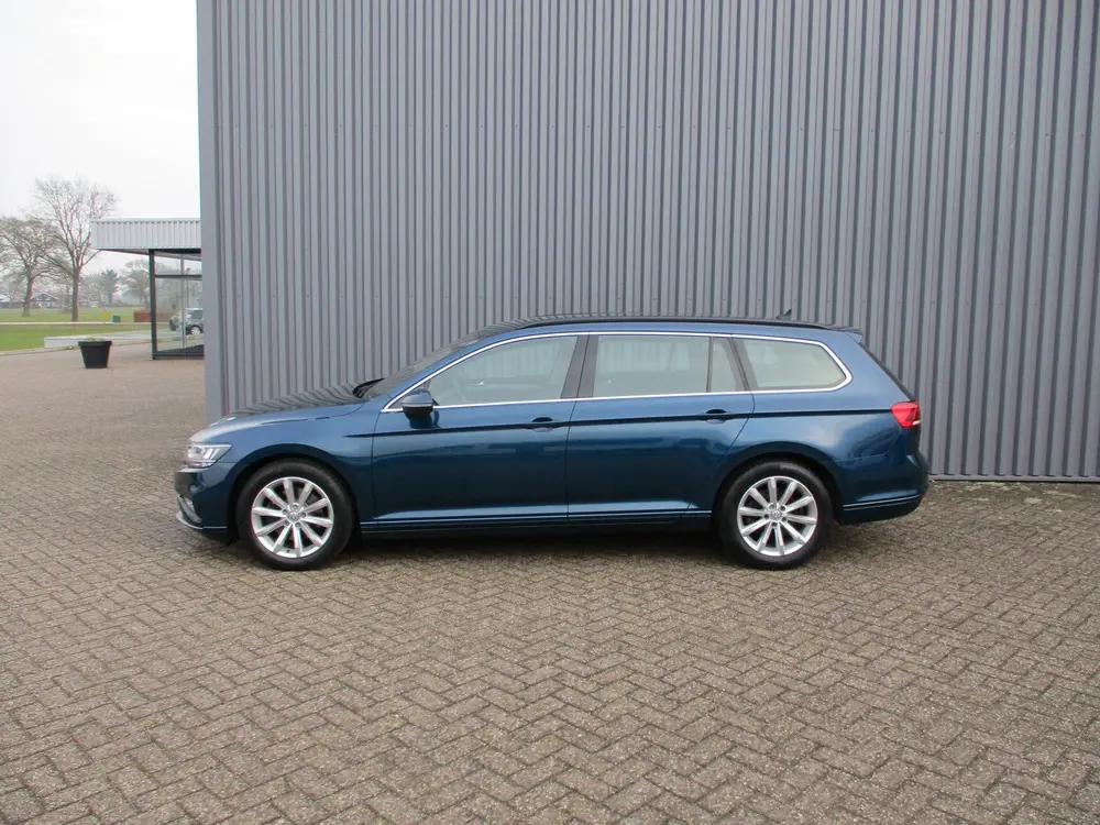 Volkswagen Passat Variant 1.5 TSI 150 Pk Comfort Business Na uit 2019, foto 2
