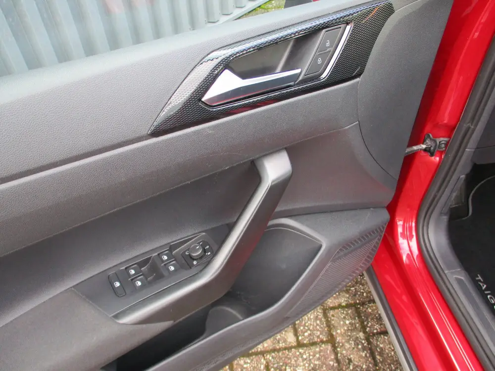 Volkswagen Taigo 1.0 TSI Life Business Automaat Trekhaak App uit 2022, foto 6