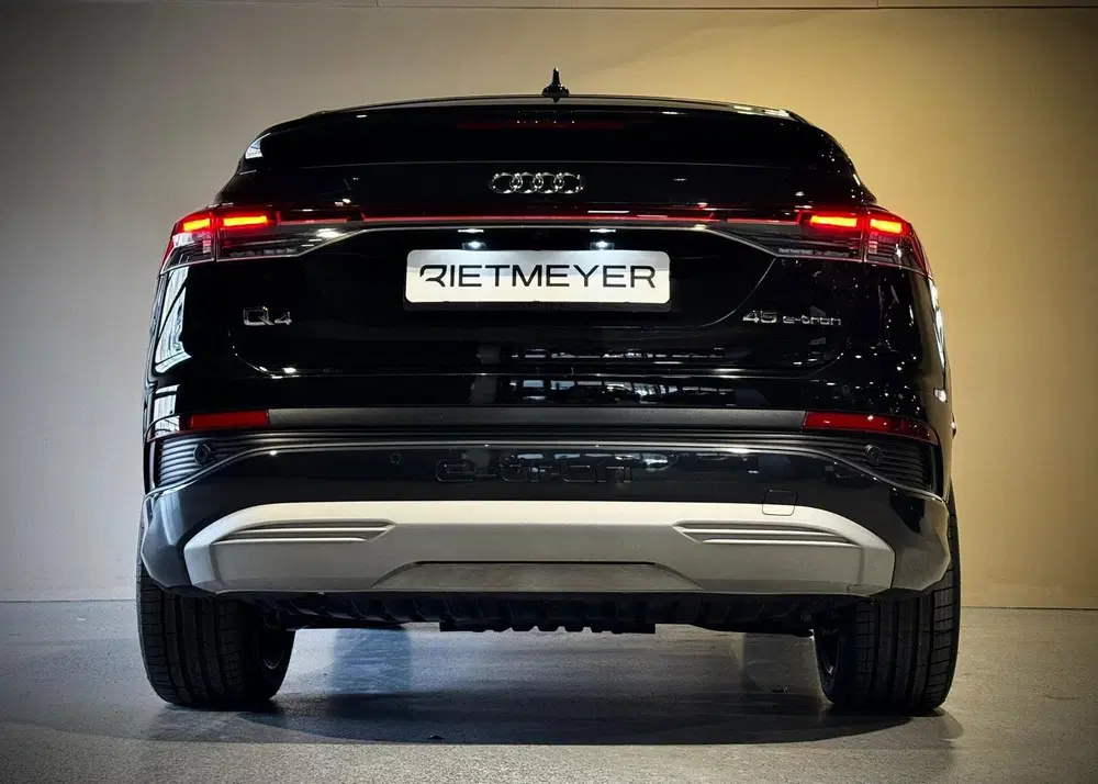 Audi Q4 e-tron 45 Edition 82 kWh uit 2024, foto 5