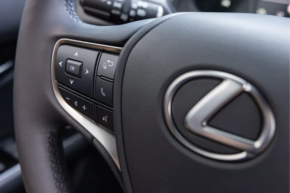Lexus UX 250h Business Line uit 2024, foto 18