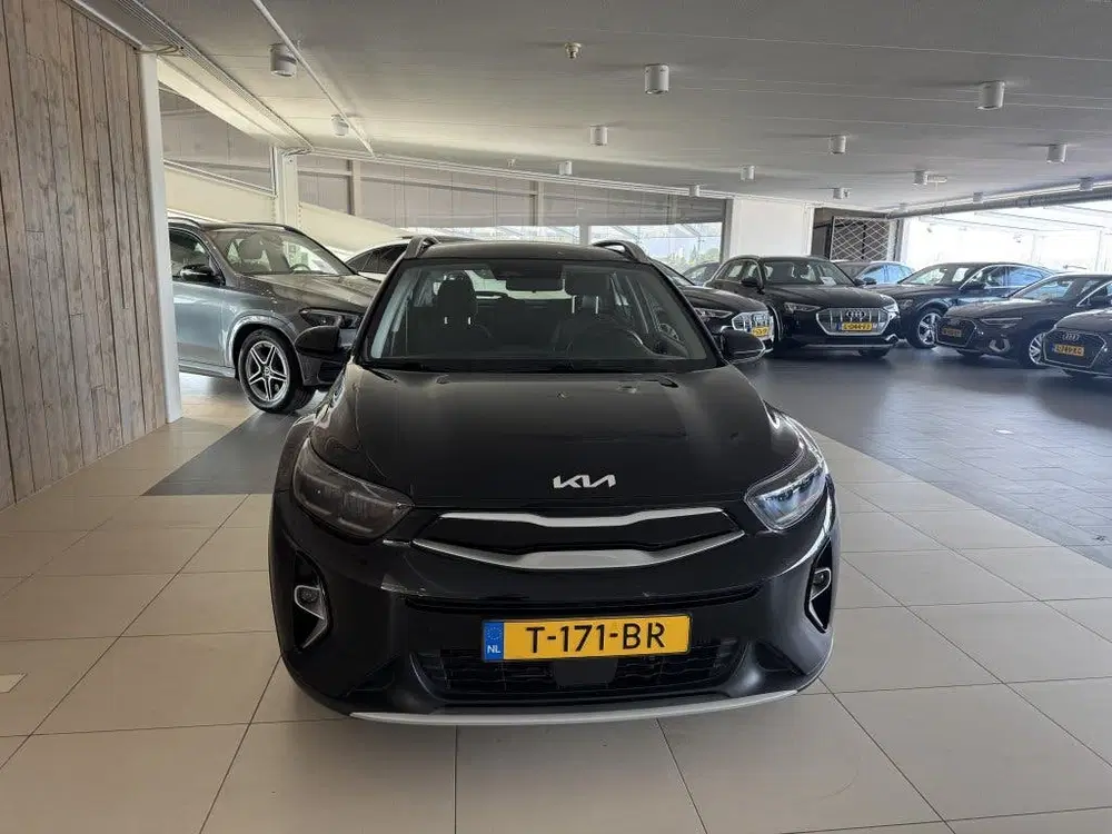 Kia Stonic 1.0 T-GDi MHEV DynamicLine (bj 2023) uit 2023, foto 2