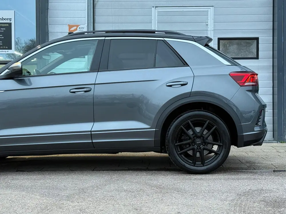 Volkswagen T-Roc 2.0 TSI 4Motion R, PANO, DIGITALDASH, AKRA uit 2022, foto 13
