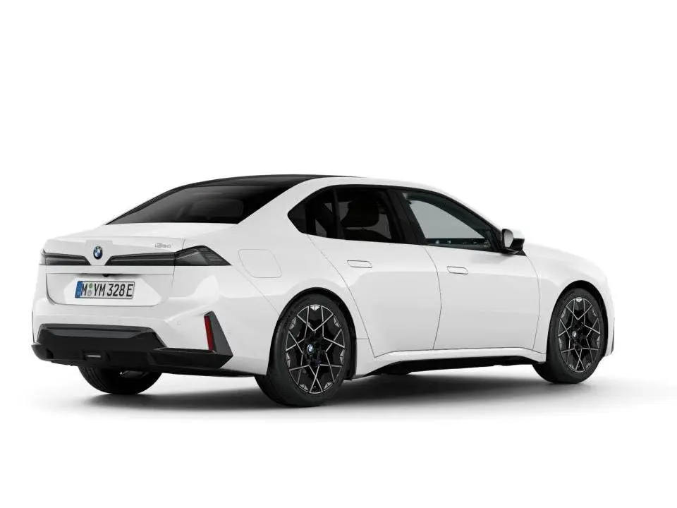 BMW i3 50 xDrive First Edition uit 2026, foto 2