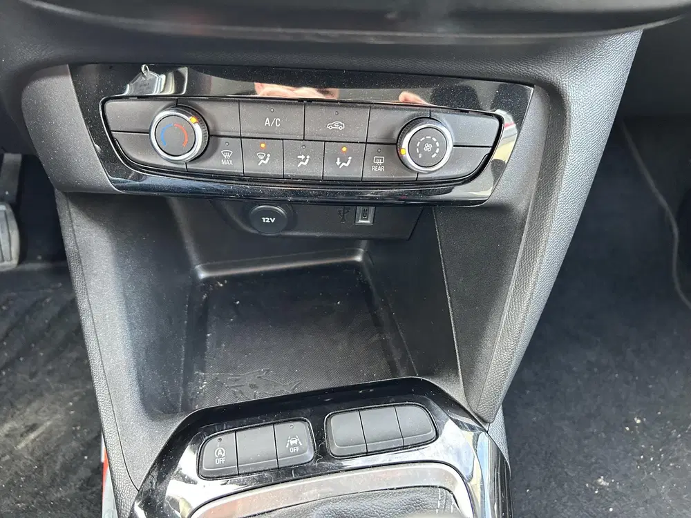 Opel Corsa 1.2 Turbo uit 2024, foto 16