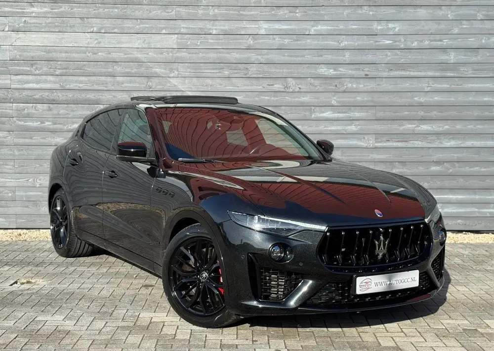 Maserati Levante 3.0 V6 S AWD GRANLUSSO PANO 430PK LUCHTVERI uit 2021, foto 3