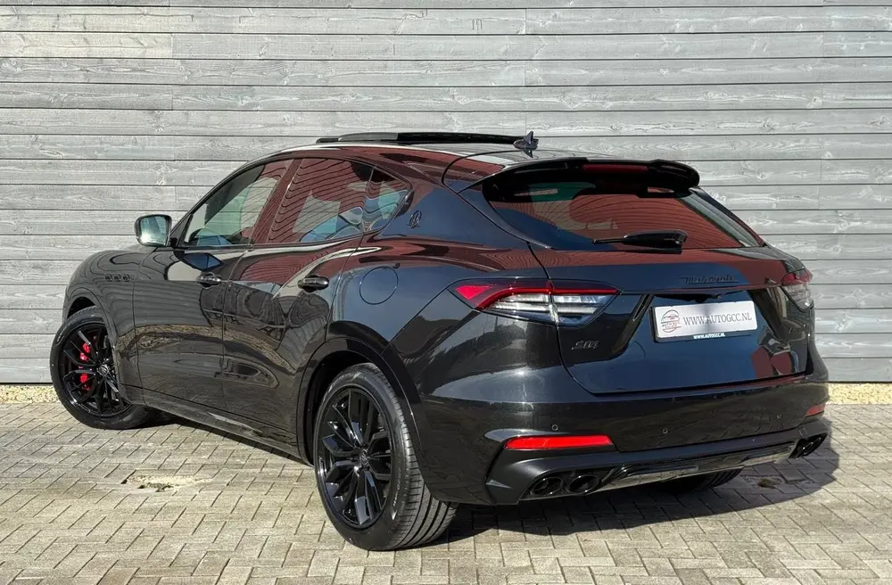 Maserati Levante 3.0 V6 S AWD GRANLUSSO PANO 430PK LUCHTVERI uit 2021, foto 7