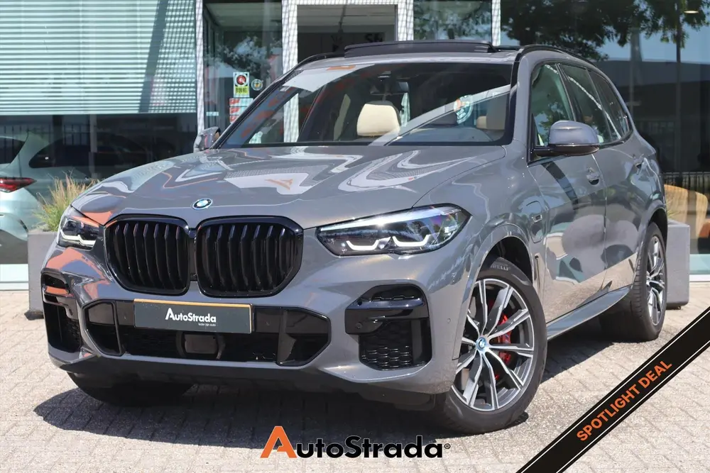 BMW X5 xDrive45e M-Sport 394pk uit 2022