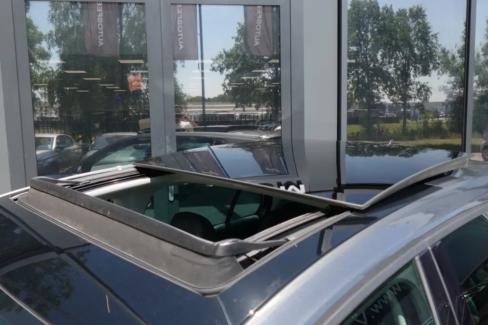 Volkswagen Golf 1.6 TDI Highline R-Line PANO ACC CAMERA VOL uit 2019, foto 10