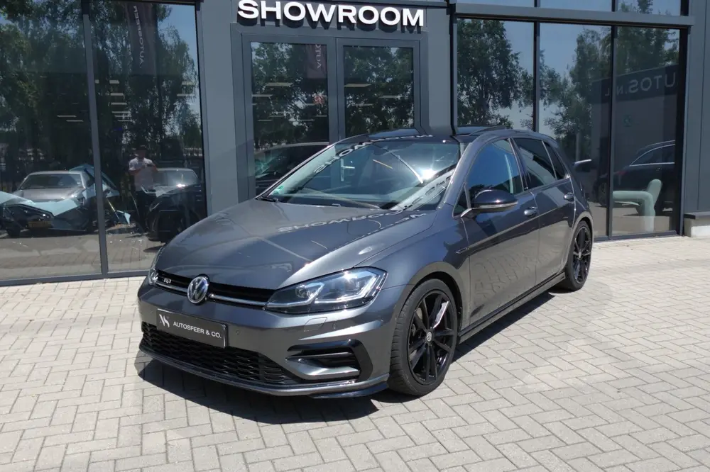 Volkswagen Golf 1.6 TDI Highline R-Line PANO ACC CAMERA VOL uit 2019, foto 13