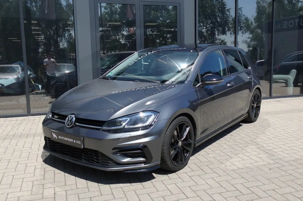 Volkswagen Golf 1.6 TDI Highline R-Line PANO ACC CAMERA VOL uit 2019, foto 20