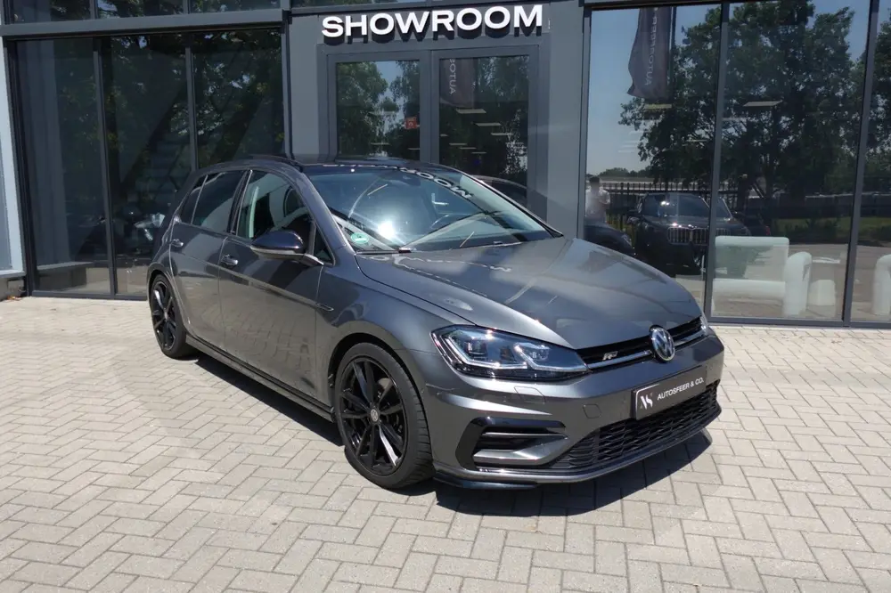 Volkswagen Golf 1.6 TDI Highline R-Line PANO ACC CAMERA VOL uit 2019, foto 3