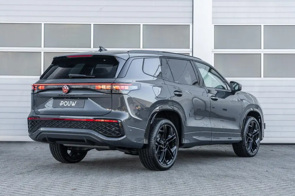 Volkswagen Tayron 1.5 eHybrid 204pk R-Line Edition | Panoram uit 2026, foto 2