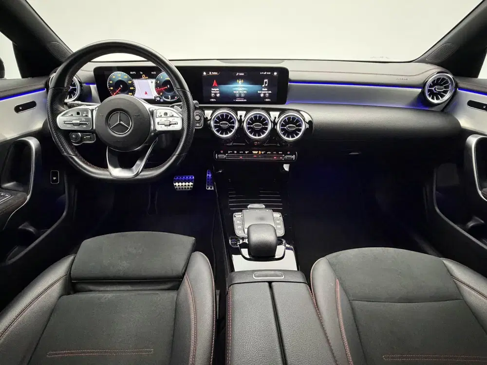 Mercedes-Benz CLA 180 Business Solution AMG uit 2022, foto 3