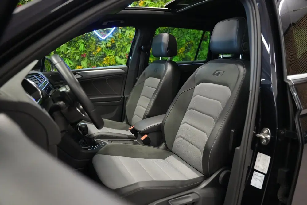 Volkswagen Tiguan 2.0 TSI 4Motion 3x R-Line / Pano / HUD / C uit 2019, foto 7