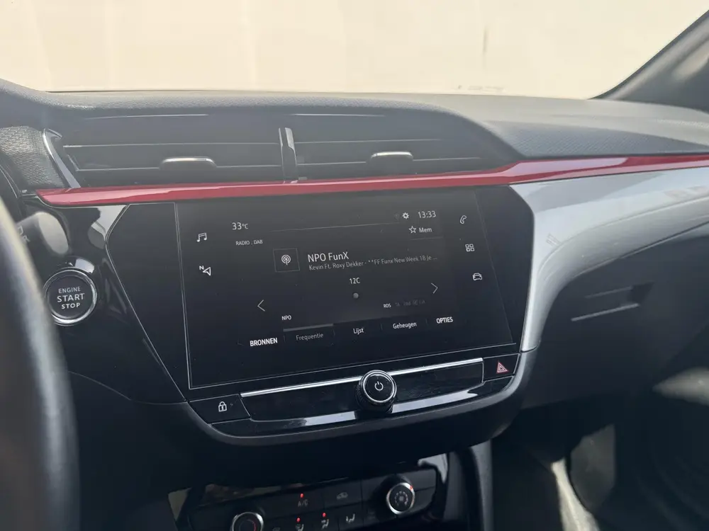 Opel Corsa 1.2 GS Line Automaat uit 2020, foto 11