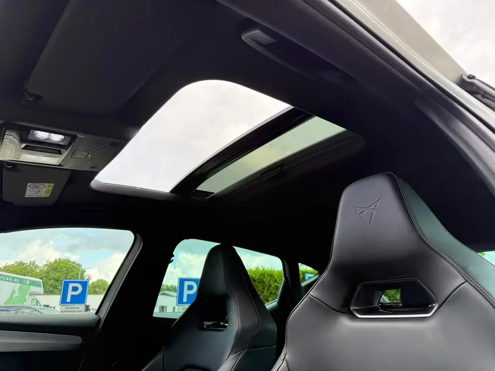 Cupra Leon 1.4 e-Hybrid VZ Performance uit 2021, foto 2