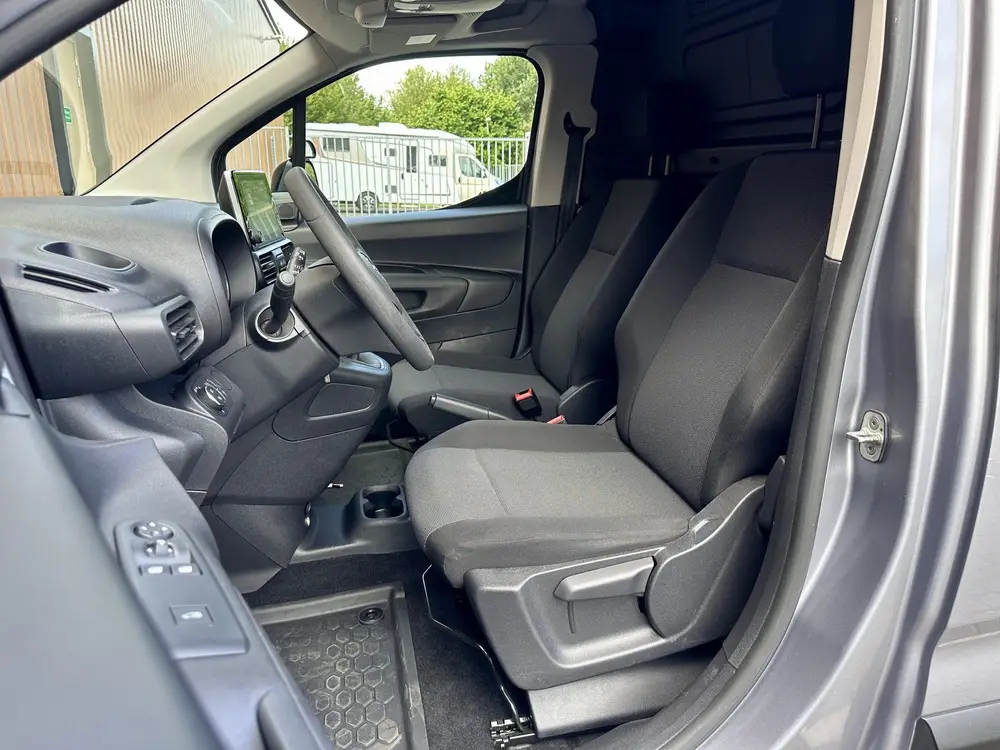 Opel Combo 1.5D L1H1 Standaard uit 2022, foto 10