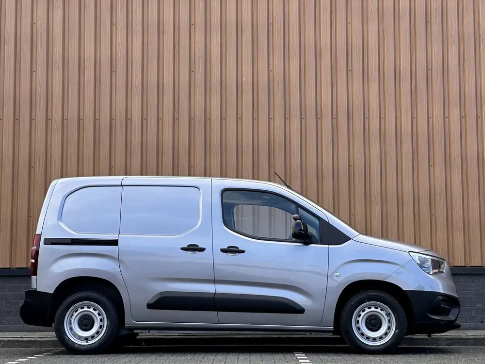 Opel Combo 1.5D L1H1 Standaard uit 2022, foto 4
