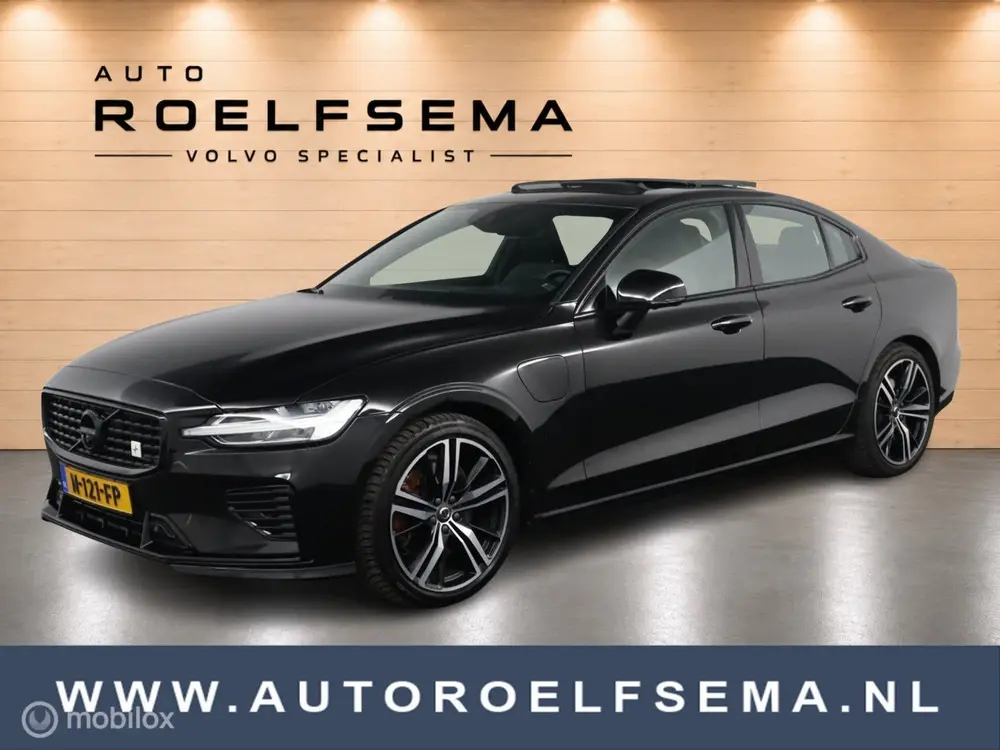 Volvo S60 2.0 Recharge T6 AWD R-Design uit 2021