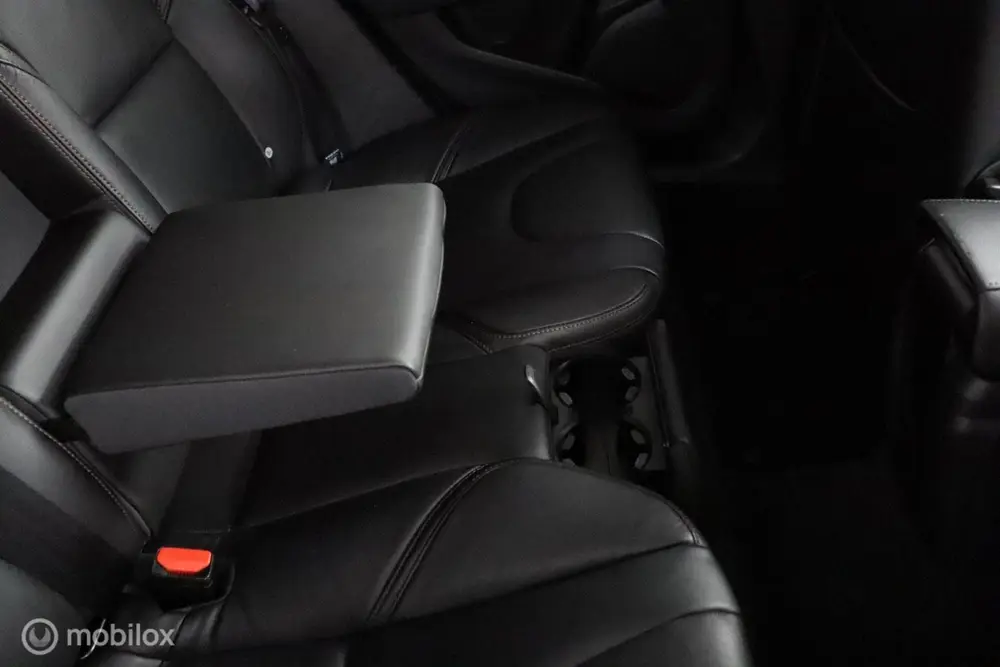 Volvo V40 Cross Country 1.5 T3 Polar+ Luxury uit 2019, foto 10