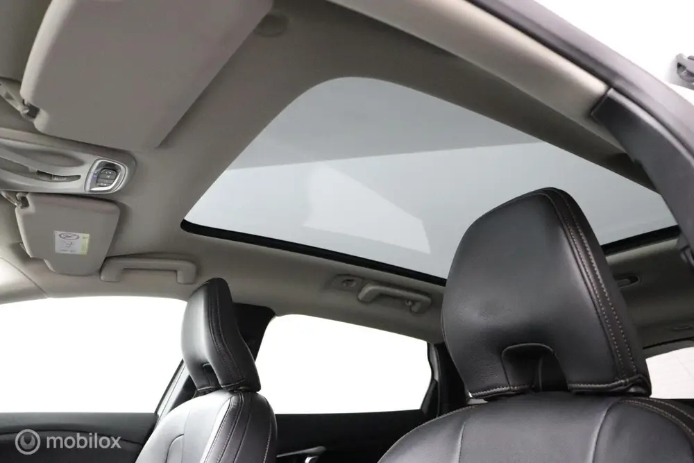 Volvo V40 Cross Country 1.5 T3 Polar+ Luxury uit 2019, foto 7