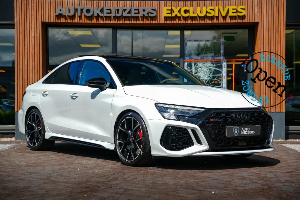Audi RS3 2.5 TFSI RS 3 quattro Panoramadak B&O HUD uit 2023