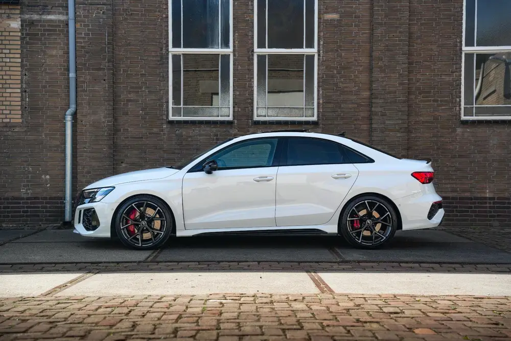 Audi RS3 2.5 TFSI RS 3 quattro Panoramadak B&O HUD uit 2023, foto 3