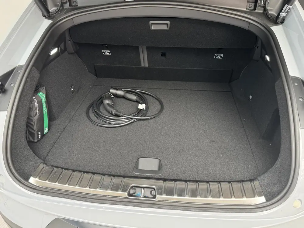 Polestar 4 Long Range Single motor 100 kWh uit 2025, foto 9