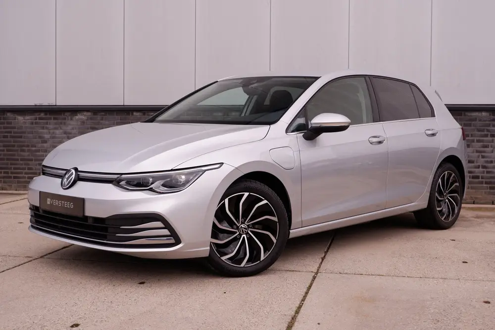 Volkswagen Golf 1.4 eHybrid Style PHEV | Elek. Trekhaak | IQ uit 2021