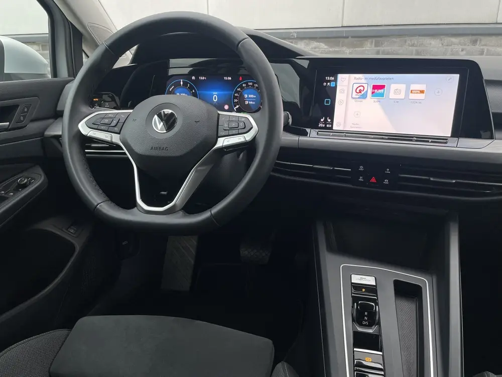 Volkswagen Golf 1.4 eHybrid Style PHEV | Elek. Trekhaak | IQ uit 2021, foto 17