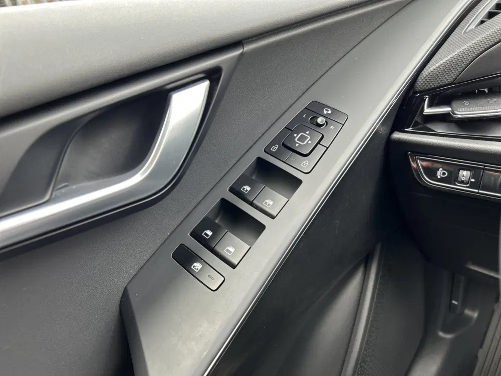 Kia Niro 1.6 GDi Hybrid DynamicLine Cruise Control uit 2024, foto 17