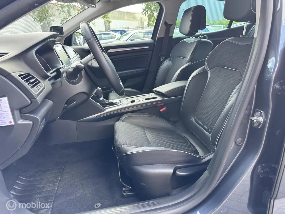 Renault Megane Mégane 1.3 TCe Bose uit 2019, foto 10