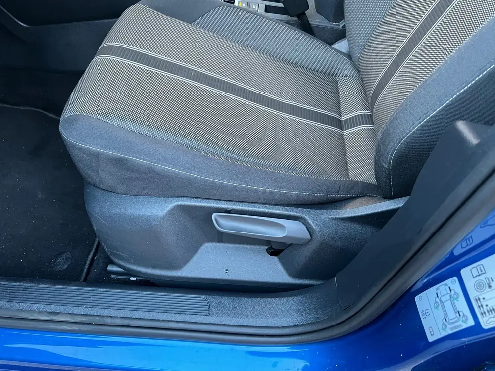 Volkswagen T-Roc 1.0 TSI Style Business Navi Camera Trekhaak uit 2022, foto 19