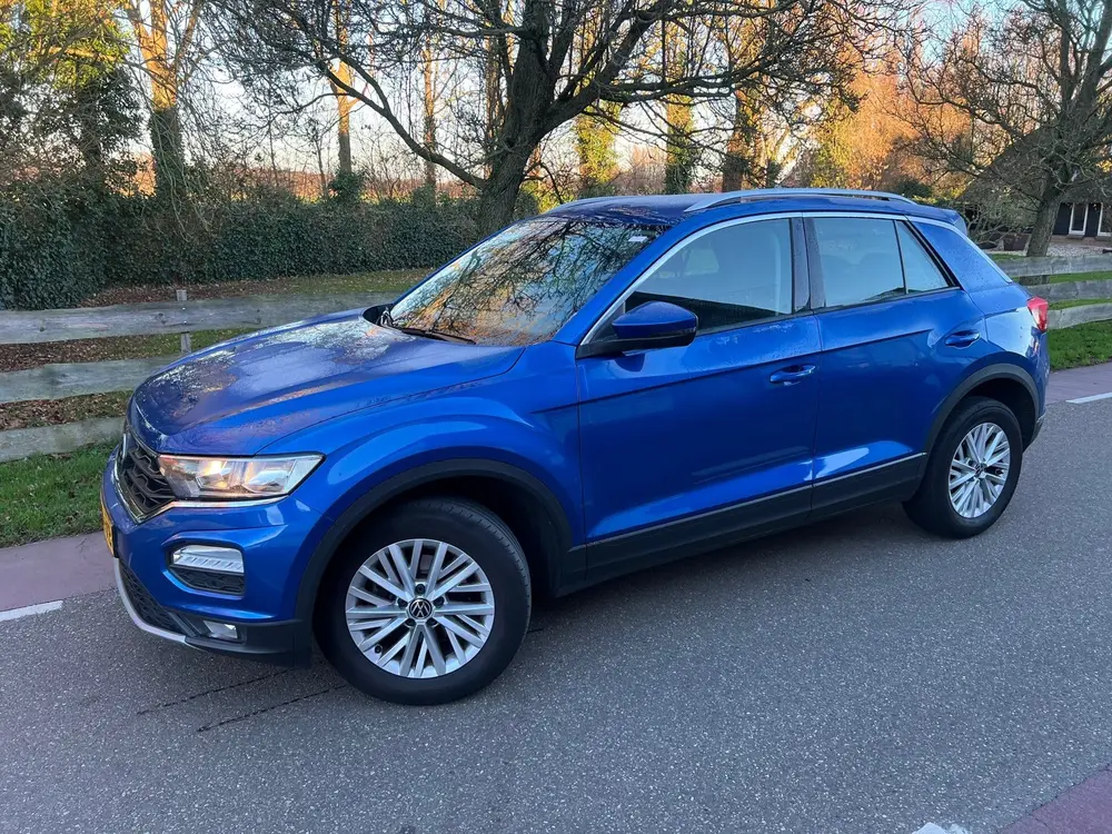 Volkswagen T-Roc 1.0 TSI Style Business Navi Camera Trekhaak uit 2022, foto 2